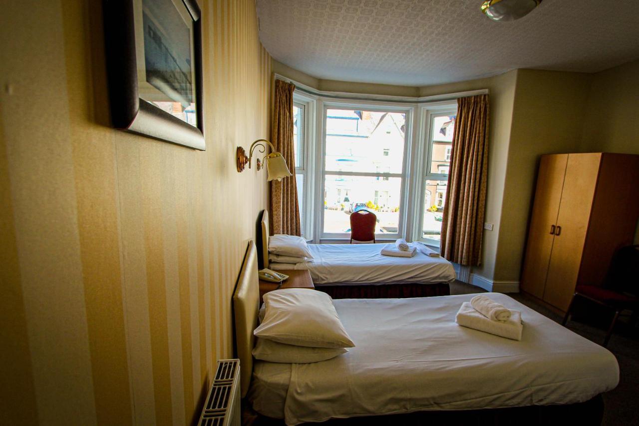 New Loretta Hotel ลันดิดโน ภายนอก รูปภาพ